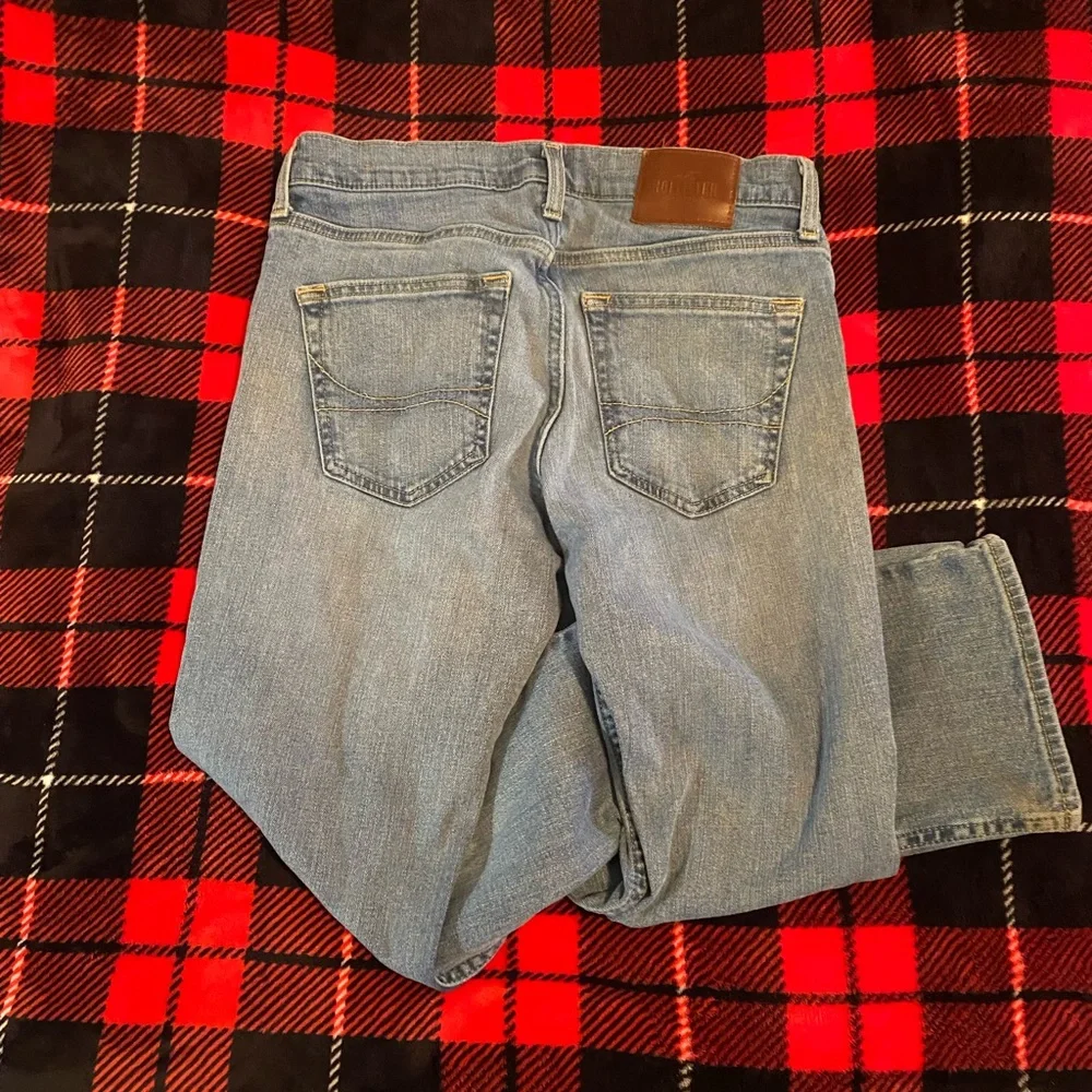 Hollister Blue Straight Leg Jeans Classic Denim - Picture 5 of 6